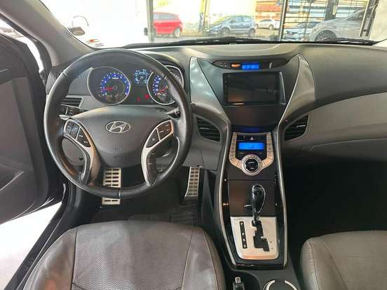 HYUNDAI-ELANTRA-2011