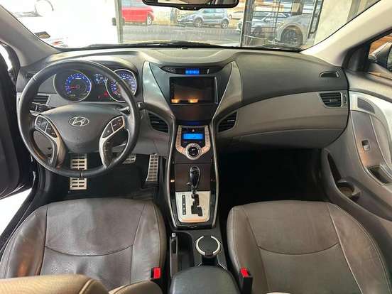 HYUNDAI-ELANTRA-1.8 GLS 16V GASOLINA 4P AUTOMÁTICO HYUNDAI-ELANTRA-2011