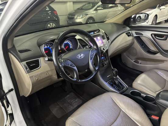 HYUNDAI-ELANTRA-2015