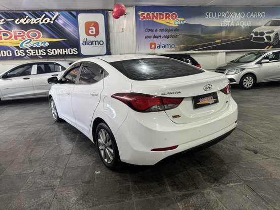 HYUNDAI-ELANTRA-2015