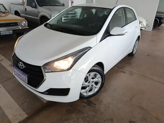 HYUNDAI-HB20-1.0 COMFORT PLUS 12V FLEX 4P MANUAL HYUNDAI-HB20-2017