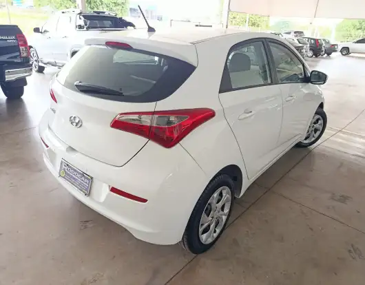 HYUNDAI-HB20-2017
