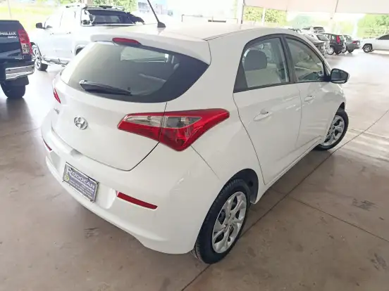 HYUNDAI-HB20-1.0 COMFORT PLUS 12V FLEX 4P MANUAL HYUNDAI-HB20-2017