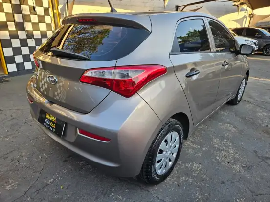 HYUNDAI-HB20-2016
