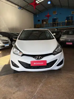 HYUNDAI-HB20-2013