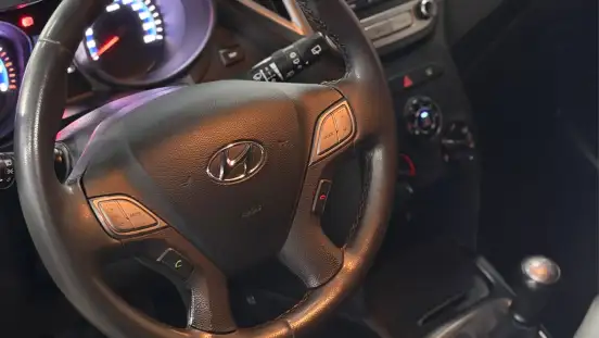 HYUNDAI-HB20-2017