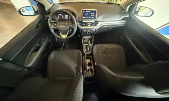 HYUNDAI-HB20-2023