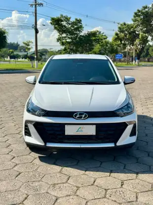 HYUNDAI-HB20-2023