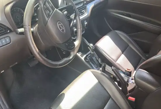 HYUNDAI-HB20-2021