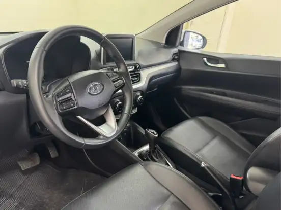 HYUNDAI-HB20-2025