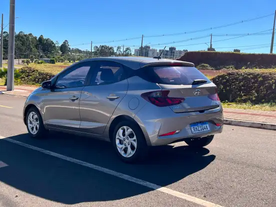 HYUNDAI-HB20-2022