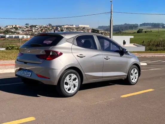 HYUNDAI-HB20-2022
