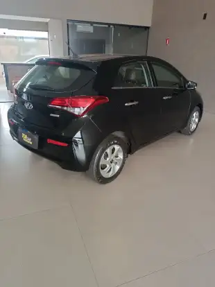 HYUNDAI-HB20-2017