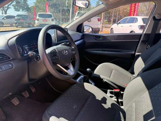 HYUNDAI-HB20-2024