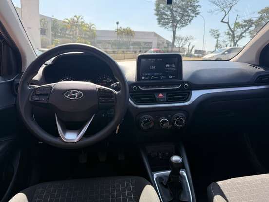 HYUNDAI-HB20-2024
