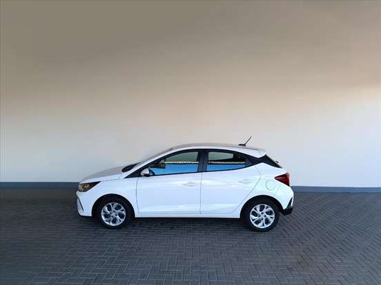 HYUNDAI-HB20-2025