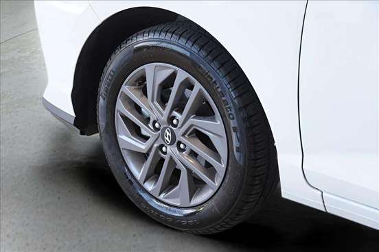HYUNDAI-HB20-2026