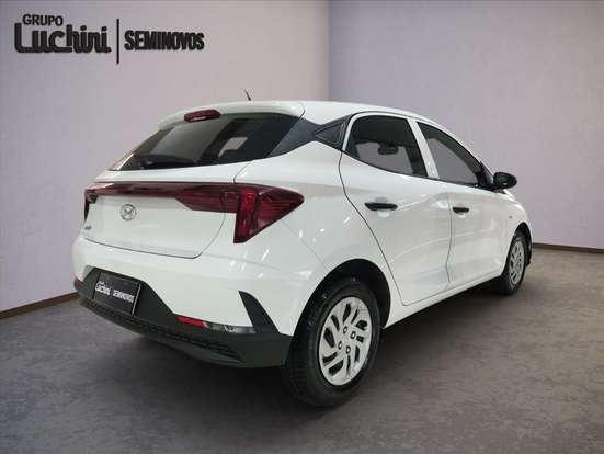 HYUNDAI-HB20-2023