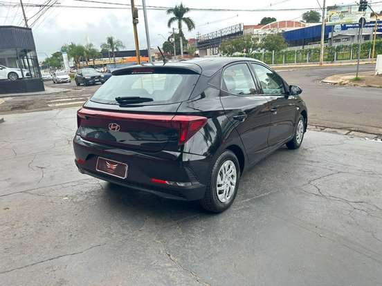 HYUNDAI-HB20-2023