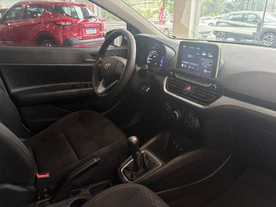 HYUNDAI-HB20-2021