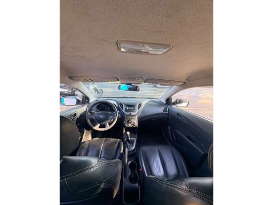 HYUNDAI-HB20-1.0 COMFORT 12V FLEX 4P MANUAL HYUNDAI-HB20-2015