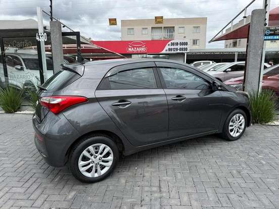HYUNDAI-HB20-2016