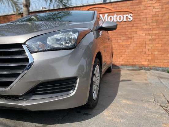 HYUNDAI-HB20-1.0 COMFORT 12V FLEX 4P MANUAL HYUNDAI-HB20-2017