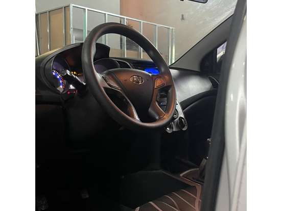 HYUNDAI-HB20-1.0 COMFORT 12V FLEX 4P MANUAL HYUNDAI-HB20-2014