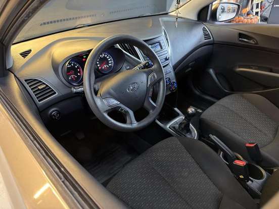 HYUNDAI-HB20-2018