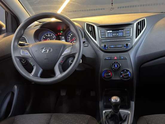 HYUNDAI-HB20-2018