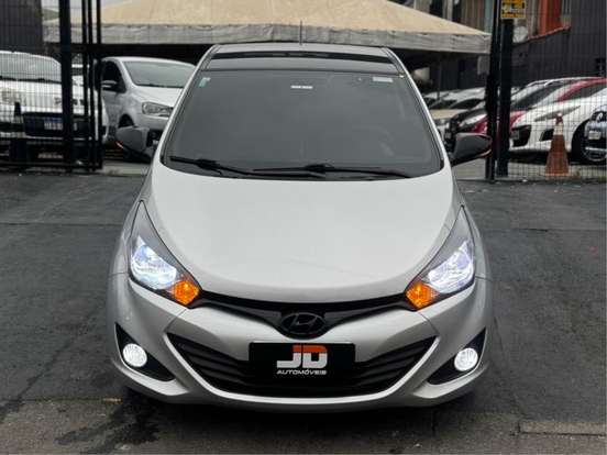 HYUNDAI-HB20-2018