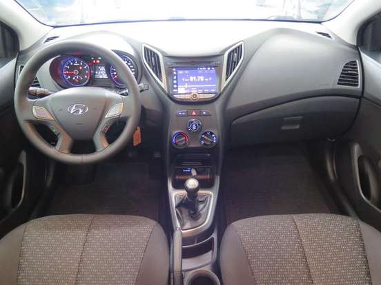HYUNDAI-HB20-1.0 COMFORT PLUS 12V FLEX 4P MANUAL HYUNDAI-HB20-2018