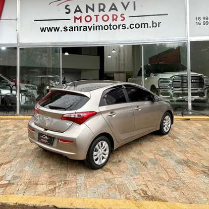 HYUNDAI-HB20-2017