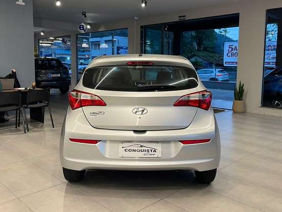 HYUNDAI-HB20-1.0 COMFORT STYLE 12V FLEX 4P MANUAL HYUNDAI-HB20-2017
