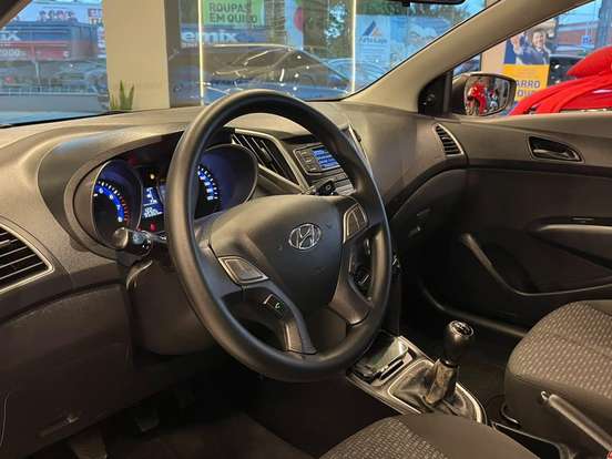 HYUNDAI-HB20-1.0 COMFORT STYLE 12V FLEX 4P MANUAL HYUNDAI-HB20-2017