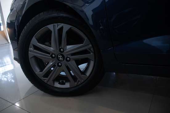 HYUNDAI-HB20-2024