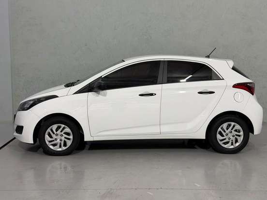 HYUNDAI-HB20-2018