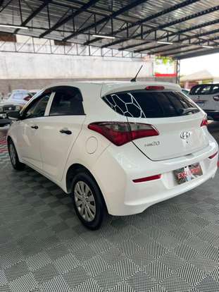 HYUNDAI-HB20-2018