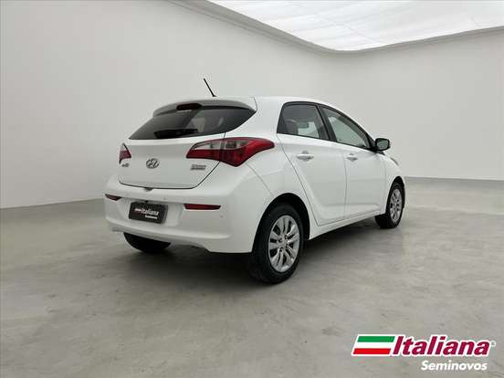 HYUNDAI-HB20-1.6 COMFORT PLUS 16V FLEX 4P AUTOMÁTICO HYUNDAI-HB20-2017