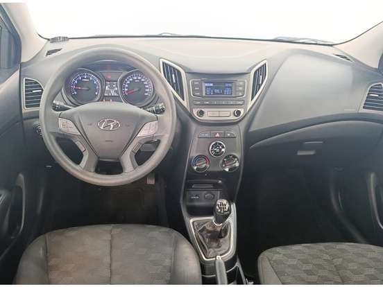 HYUNDAI-HB20-2016