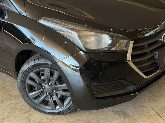 HYUNDAI-HB20-1.6 COMFORT PLUS 16V FLEX 4P MANUAL HYUNDAI-HB20-2017