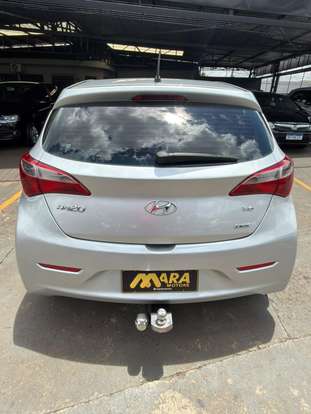 HYUNDAI-HB20-2013