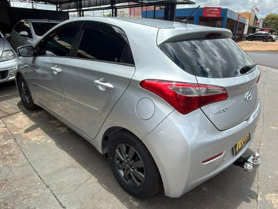 HYUNDAI-HB20-1.6 COMFORT STYLE 16V FLEX 4P MANUAL HYUNDAI-HB20-2013