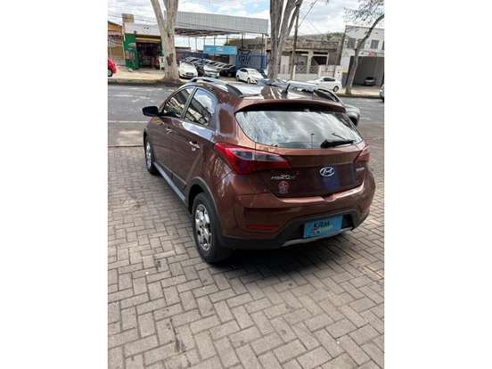 HYUNDAI-HB20-1.6 PREMIUM 16V FLEX 4P MANUAL HYUNDAI-HB20-2014