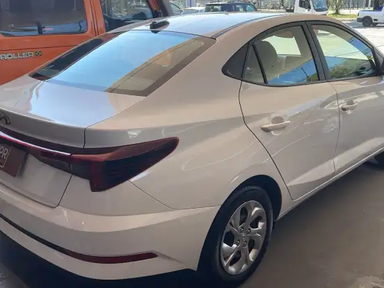 HYUNDAI-HB20S-1.0 12V FLEX COMFORT PLUS MANUAL HYUNDAI-HB20S-2024