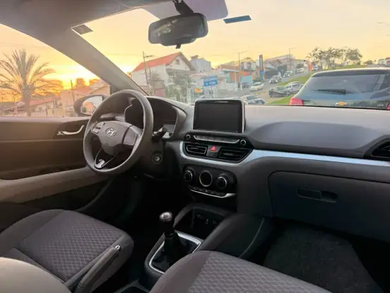 HYUNDAI-HB20S-2021