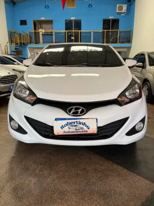 HYUNDAI HB20S 1.0 COMFORT PLUS 12V FLEX 4P MANUAL