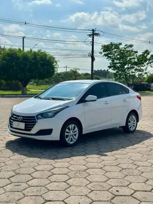 HYUNDAI HB20S 1.6 COMFORT STYLE 16V FLEX 4P AUTOMÁTICO