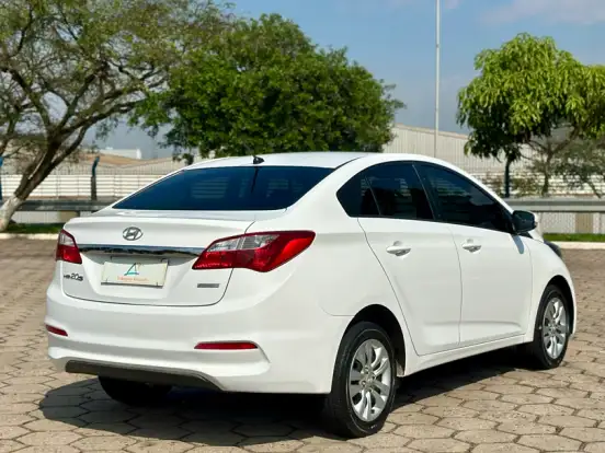 HYUNDAI-HB20S-1.6 COMFORT STYLE 16V FLEX 4P AUTOMÁTICO HYUNDAI-HB20S-2016