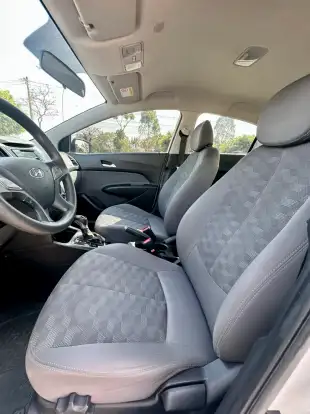 HYUNDAI-HB20S-2016